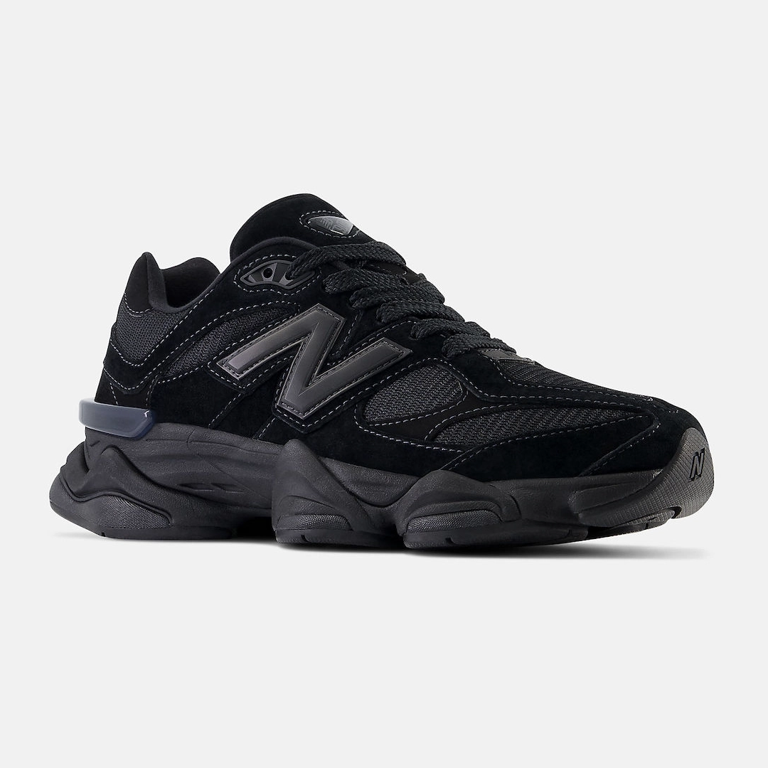 New Balance 9060 Triple Black