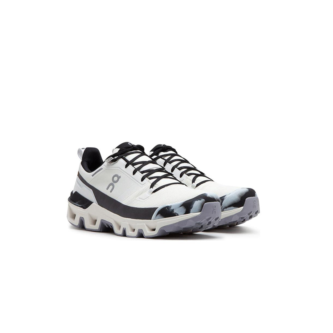 On Running Cloudwander Waterproof Ivory Black