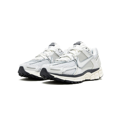 Nike Air Zoom Vomero 5 Photon Dust