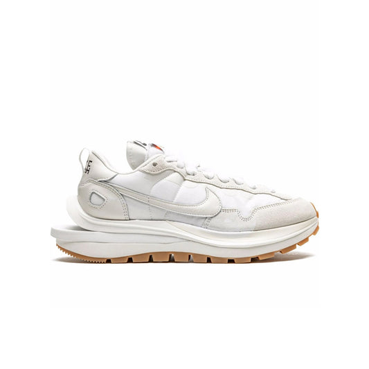 Nike VaporWaffle x Sacai Sail Gum