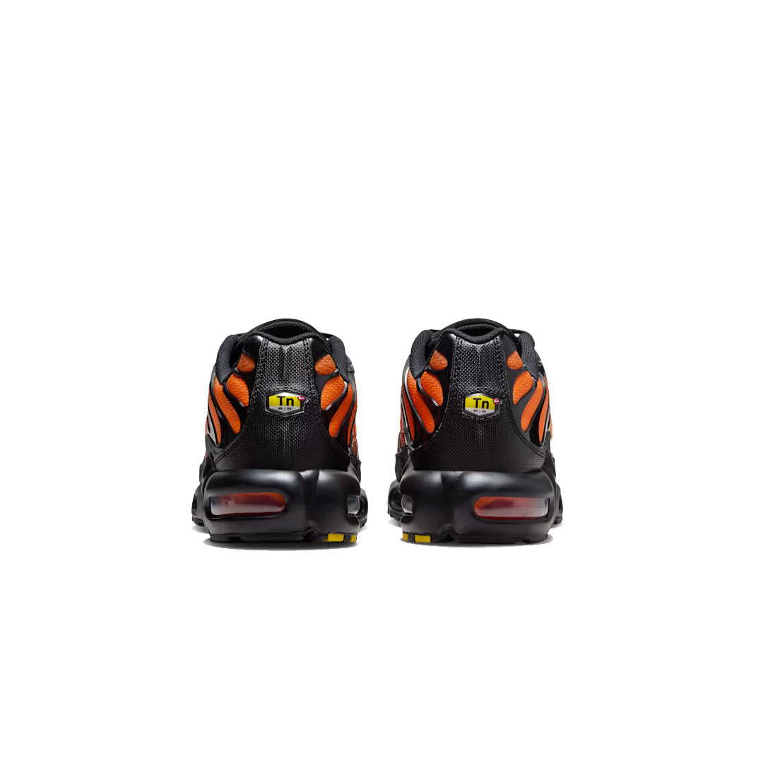 Nike Air Max Plus BLACK ORANGE