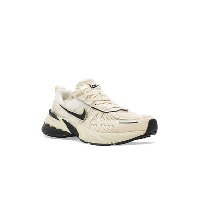 Nike V2K Run Beige