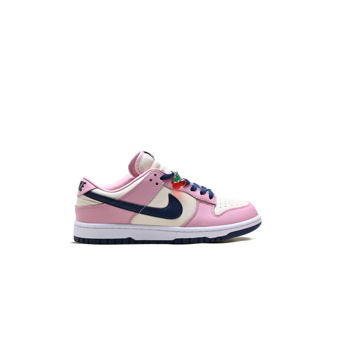Nike Dunk Low Pink