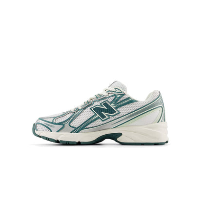 New Balance 740