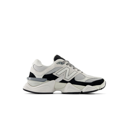 New Balance 9060 Gray Jet black