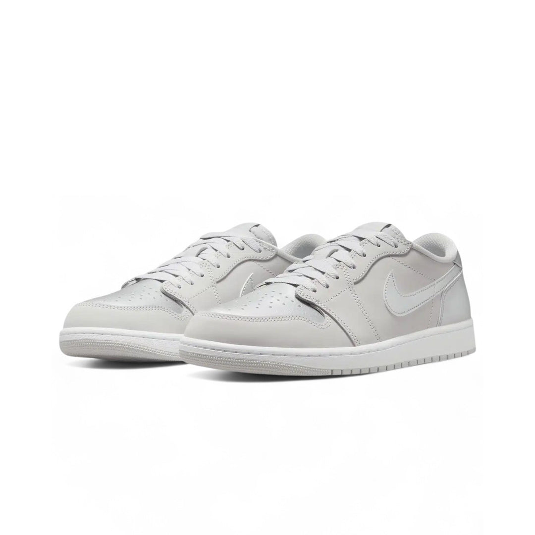 Nike Dunk Low Metallic Silver