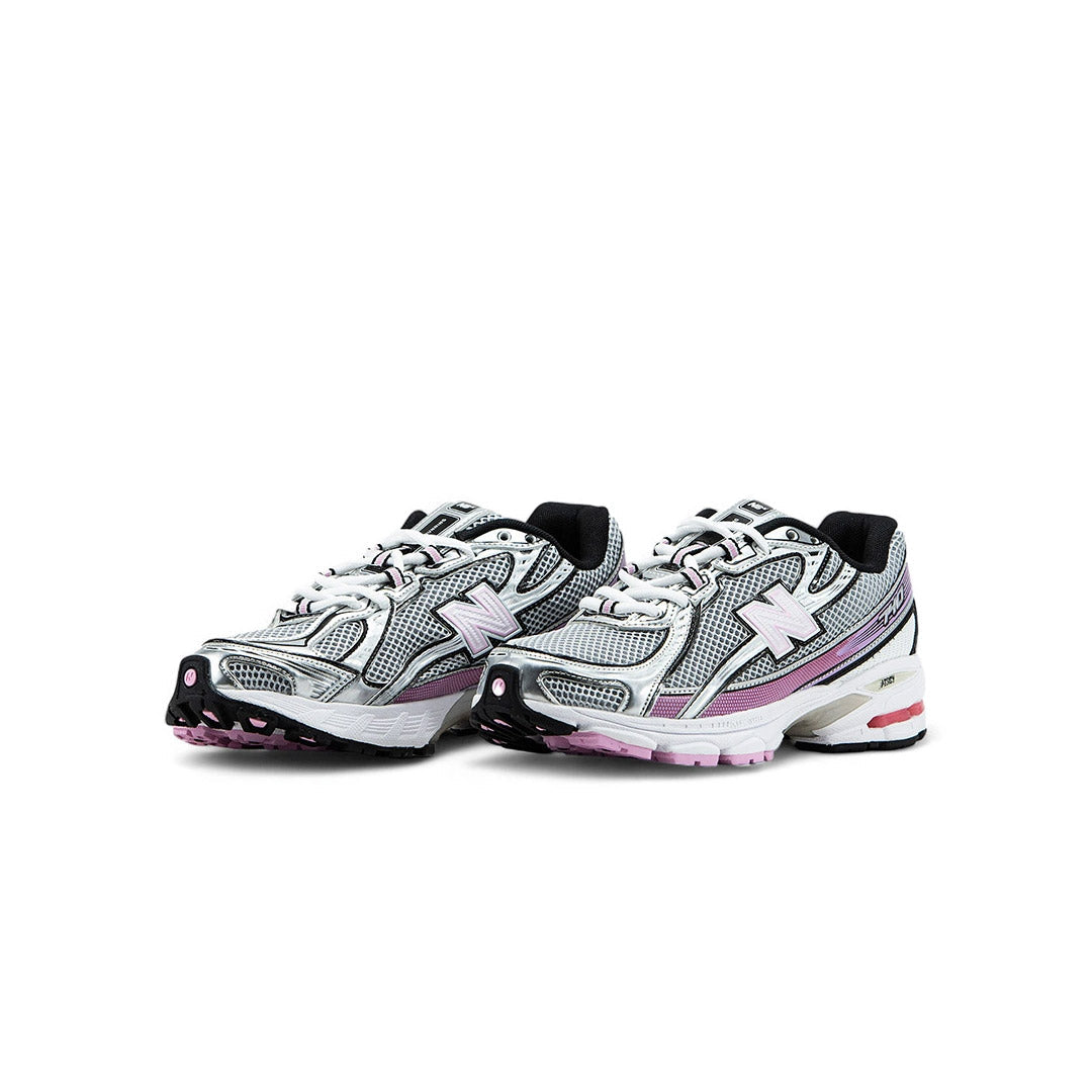 New Balance 740 Pink Silver